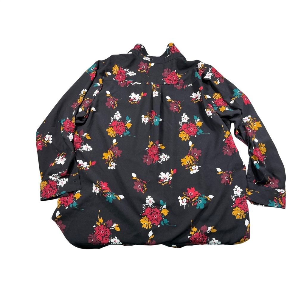 Madison Plus 3X Black Floral Button Front Blouse Roll Tab Sleeve Curvy Top - Picture 2 of 3